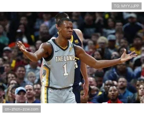 天气因素：预计明日比赛城市有大风，球队是否会调整长传快攻战术？